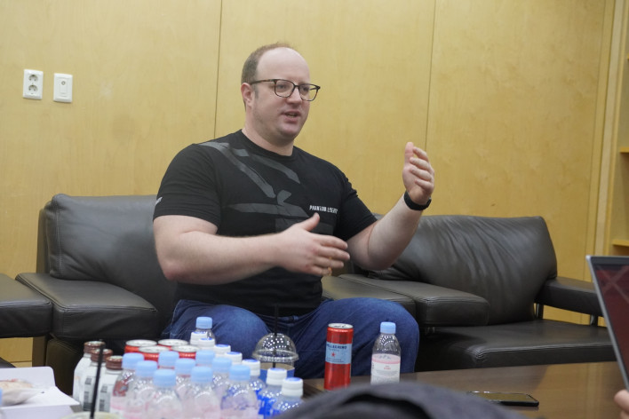 吸取前作教训CDPR高管透露《巫师4》主机性能评估已开始(在事故中吸取什么教训)