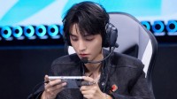 王俊凯《LOL》手游表演赛豪取五杀：游戏体验拉满(王俊凯lol英雄)